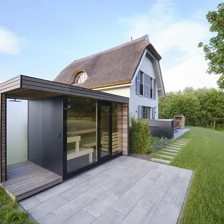 Reetland Am - Luxusplus Reetdachvilla Mit 4 Schlafzimmern, Aussensauna, Loungebereich Und Kamin H05 Villa *
