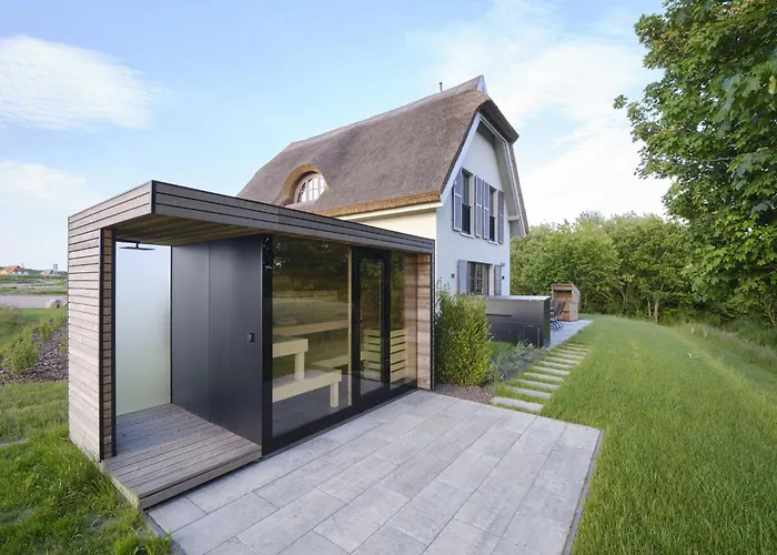 Reetland Am - Luxusplus Reetdachvilla Mit 4 Schlafzimmern, Aussensauna, Loungebereich Und Kamin H05 Willa *